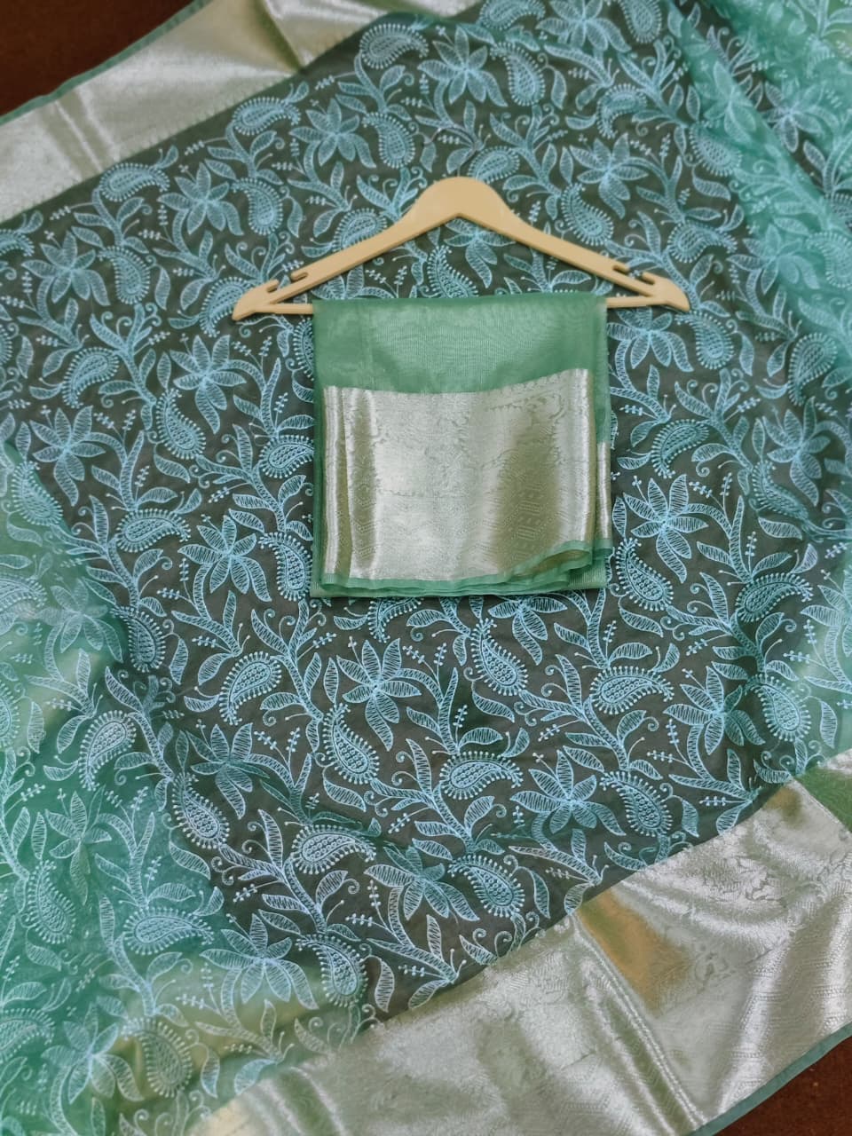 banarasi organza chikankari saree with zari pallu and rich texture border